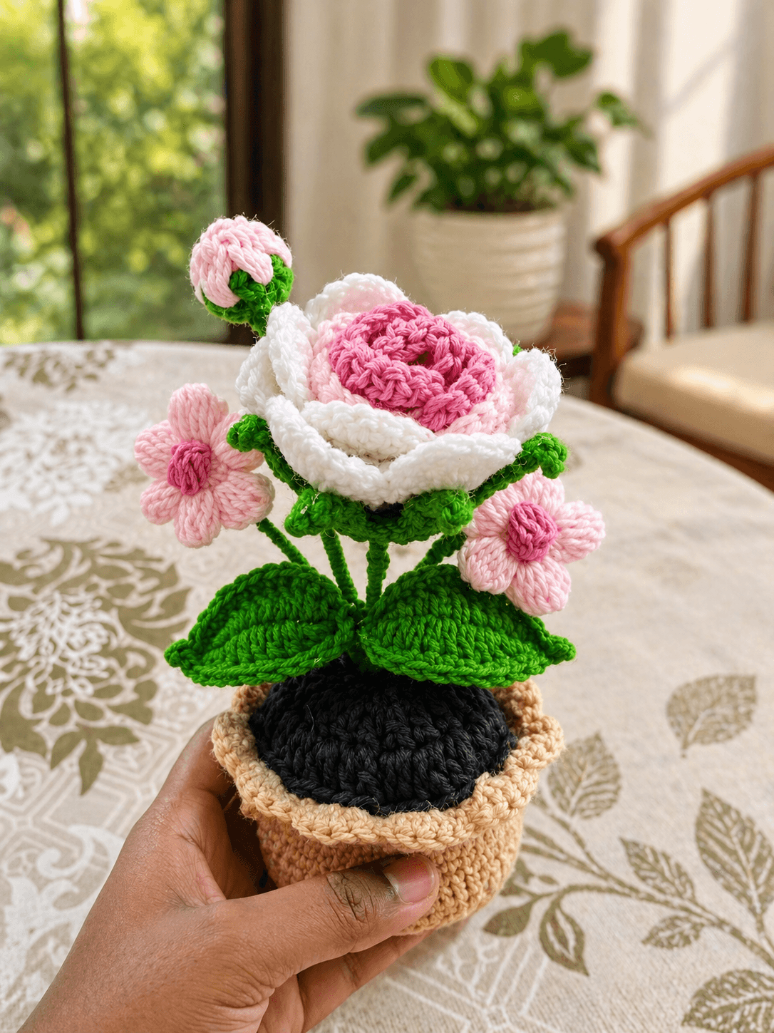 Handmade crochet flower pots - Thumbnail 2
